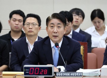 이동관, YTN임직원 또 고소·손배소…"인사청탁 허위사실 보도"