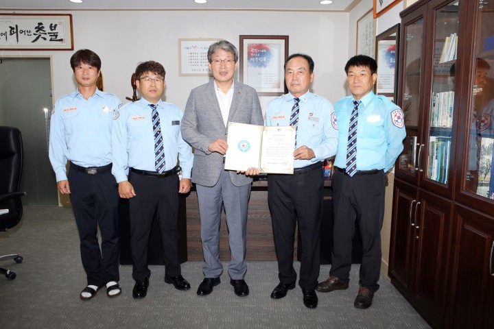 정읍 사랑실은 교통봉사대 22일, 장학금 기탁