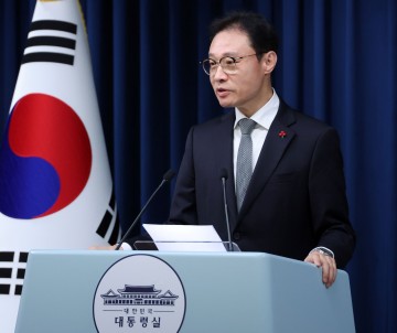 李대통령 "정교유착, 성역 없이 정리"... '통일교 의혹' 정면 돌파 선언