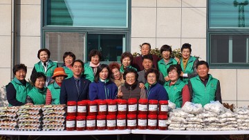 강진군 도암면 새마을회, 마을 경로당에 후원물품 전달