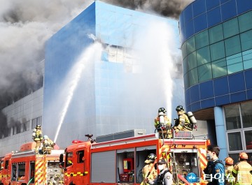 대전 안전공업 화재, 14명 사망…대표 등 5명 입건
