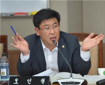충남도의회 오인철 의원, 저소득층 학생 컴퓨터 지원 촉구