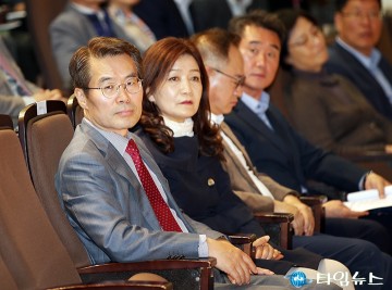 ‘이장우 대전시장과의 대화’에 참석한 박경호 국민의힘 대덕구 당협위원장