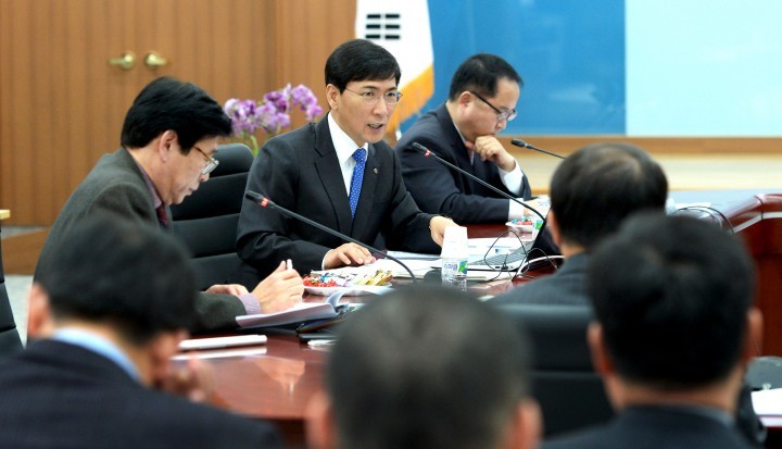 안희정 지사, 2015년 직무성과계약과제 인터뷰 진행