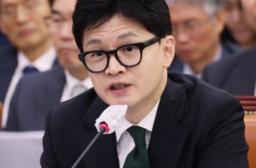 한동훈 "검찰이 야당 대표 구속한다는데 저 정도 자신도 없겠나"