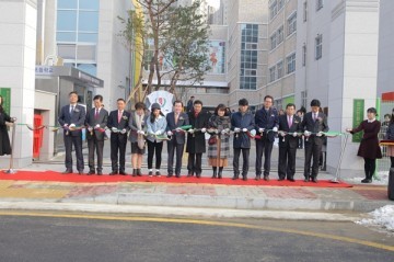 천안한들초등학교, 개교식 개최