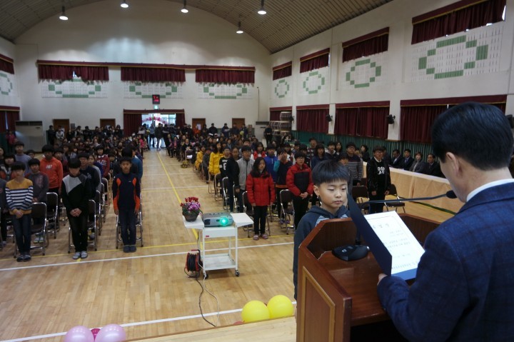 제67회 졸업을 진심으로 축하합니다.