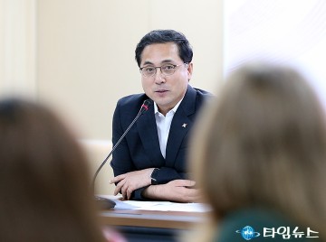 박희조 동구청장, 외국인 유학생과 ’대전 동구동락 축제’ 소통간담회 개최