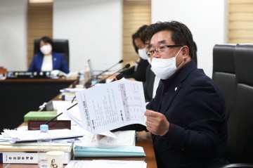 안동시의회 경제도시위원회 행정사무감사 첫날 집행부 주요현안사업 내실 있는 추진 당부...
