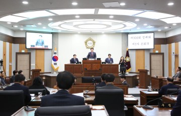 칠곡군의회, 2025년 본예산안 원안 가결… 역대 최대 규모 확정