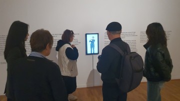 대전시립미술관, 청각장애인을 위한 수어해설 영상 도입 ‘비엔날레’ 전시 호응