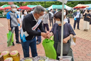김학동 예천군수, 서울 직거래 장터 방문해 농특산물 홍보 발 벗고 나서
