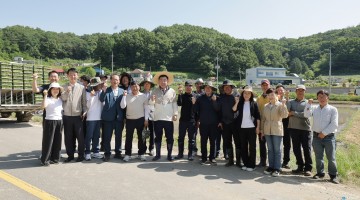이범석 청주시장, 본격 모내기철 맞아 농가 현장 방문