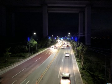  충주시, 충주IC~시내 진입 충청대로 도로조명 개선 1차 사업 완료