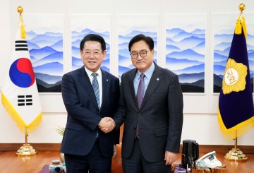 김영록 전남도지사, 우원식 국회의장에게 통합의대 등 현안 건의
