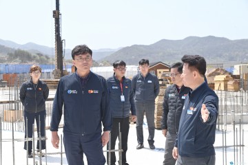 윤경희 청송군수,  청송황금사과 기술혁신관 건립현장 시찰