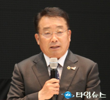정무창 광주시의회 의장 신년사…"비상한 각오와 책임으로 지금의 경제 위기 이겨내도록 매진"