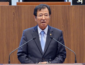 충남도의회, 제2기 예결특위원장에 김복만 의원 선출
