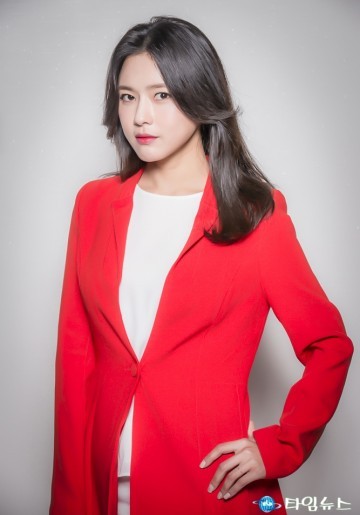 오지은, 미스틱엔터테인먼트와 재계약 체결! 