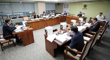 충남도의회 건설소방위, 건설교통국 감사…위험도로·M버스·지역업체 수주율 개선 요구