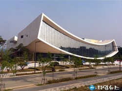 국립세종도서관, 독서문화프로그램 독서의 달 특강