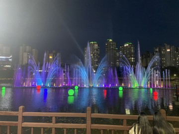 “더위야 물렀거라"