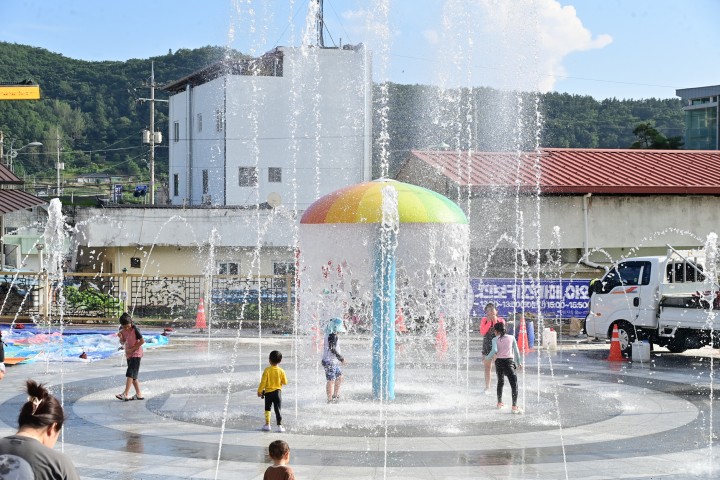청송군, 진보키즈카페, 임시물놀이장 설치 및 야외분수대 환경개선 실시