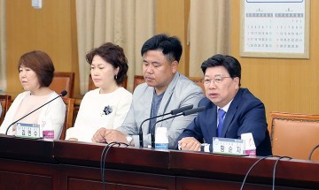 권선택 대전시장, 여성가족원 강사와 소통!