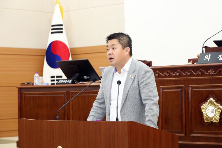 송재만 유성구의회 의원, 성인 자녀 둔 다자녀 가정도 지원해야…정책 단절 보완 촉구