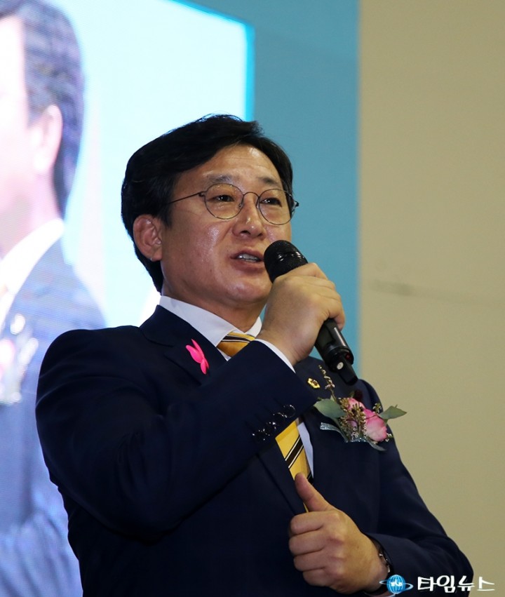 ‘제2회 Safe대전 안전체험 한마당’에서 축사하는 김경훈 대전시의회 의장