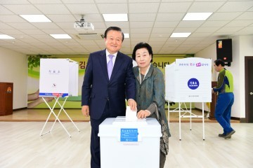 박보생 김천시장, 사전투표실시