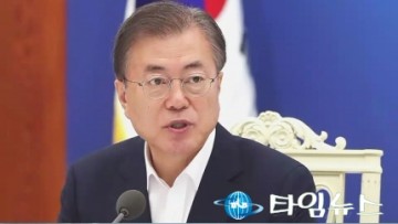 문 대통령의 일본극복 고심…광복절 극일·평화 메시지 '수위조절' 주목