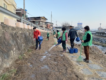 유채꽃길 조성 등 충주시 곳곳서 따뜻한 나눔-봉사 이어져