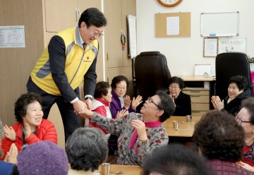 대전시의회 김경훈 의장, 설명절 사회복지시설 위문