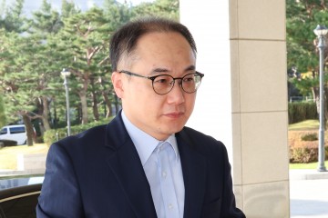 민주 "검사탄핵 대상 확대…尹, 정치중립 어긴 검찰총장 해임해야"