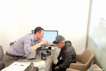 오티콘보청기 음성금왕점, 취약계층 어르신에 보청기 5대 후원