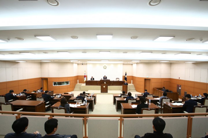 대전 유성구의회, 제205회 임시회 개회
