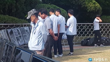 청주시 충혼탑에서 평화와 번영을 위한 안보사진전 개최!