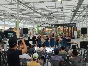 순천 버드내공원에서 제5회 정원인 음악회 열려