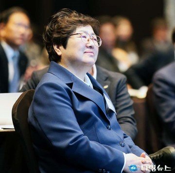 정상신 대전시교육감 예비후보, 경제포럼서 ‘AI 강연 청취’