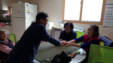 김형목 신임 병천면장, 경로당 방문 부임 인사
