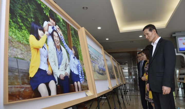 스승 존경 제자 사랑 사진 전시회 개최