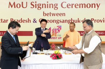 이철우 경북도지사, UP주 청사에서 요기 주총리와 환담