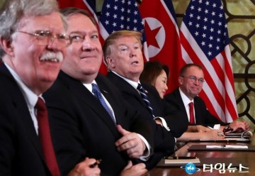 비건 “북한, 모든 WMD 제거해야…점진적 비핵화 안 해” 