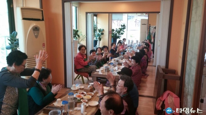 심곡2동 고려수재활병원, 자매결연 경로당에 즐거운 하루 선사