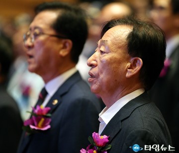 광복절 경축식에 참석한 설동호 대전시교육감