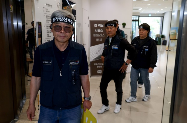 화물연대-BGF로지스, 2차 교섭 '평행선'… 고성 속 소득 없이 종료