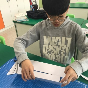 부계초 김은준학생, 경상북도학생과학발명품경진 군예선대회 특상을 받다!