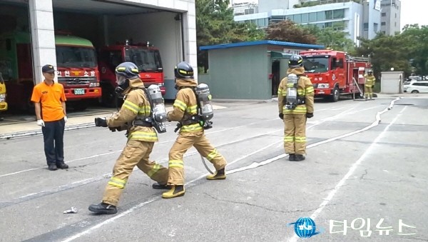 소방전술 경연대회 대비 화재진압 4인 조법 훈련 