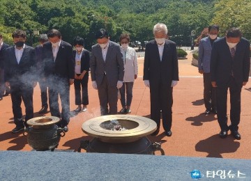 황교안 예비후보, 대구 방문해 부정선거를 규탄하고 민주주의를 바로잡기 위한 행보